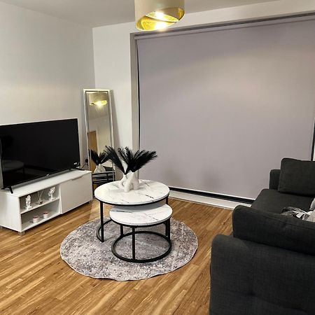 Luxury 2-Bed High-Rise In Manchester With Parking מראה חיצוני תמונה