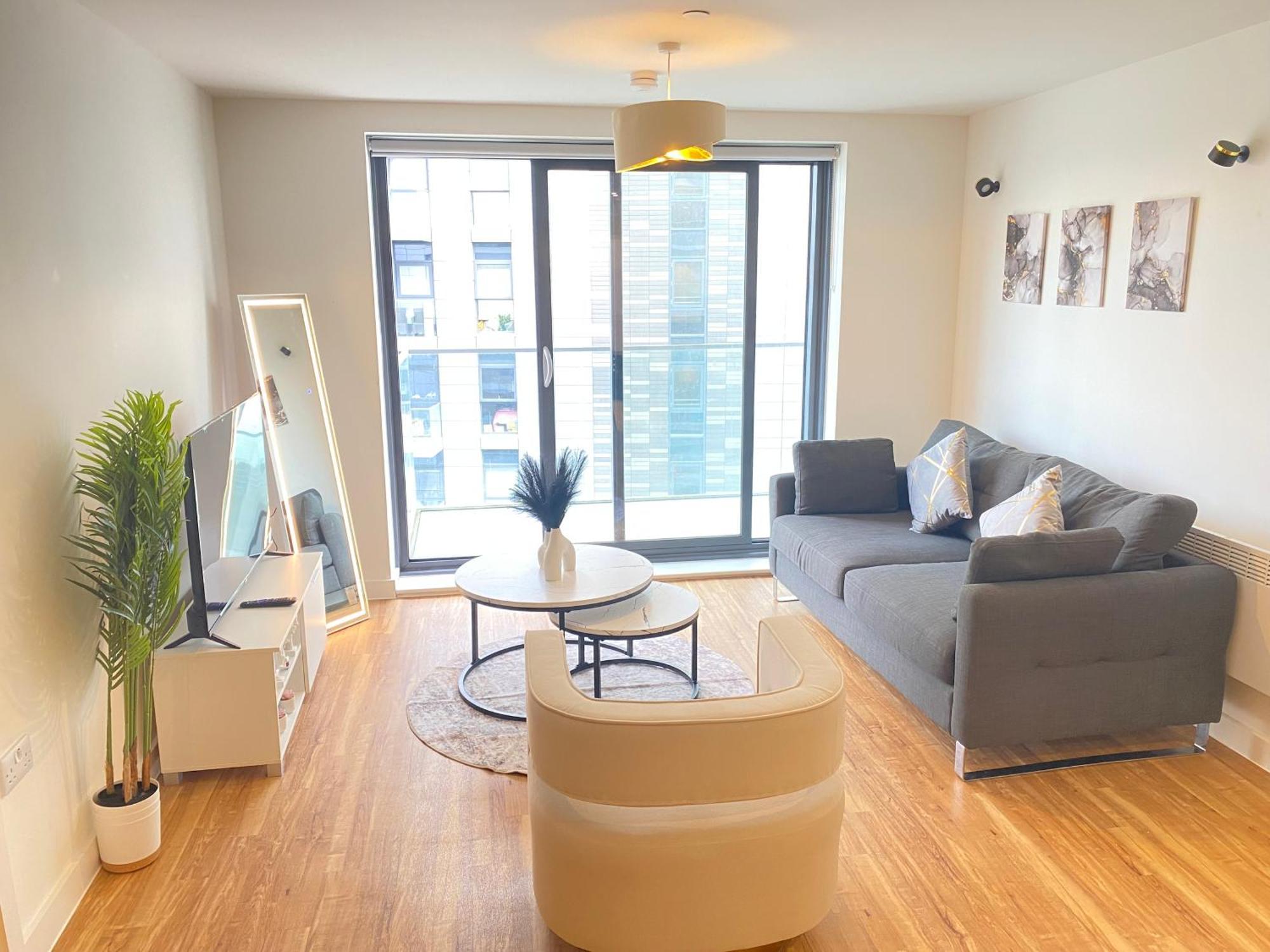 Luxury 2-Bed High-Rise In Manchester With Parking מראה חיצוני תמונה